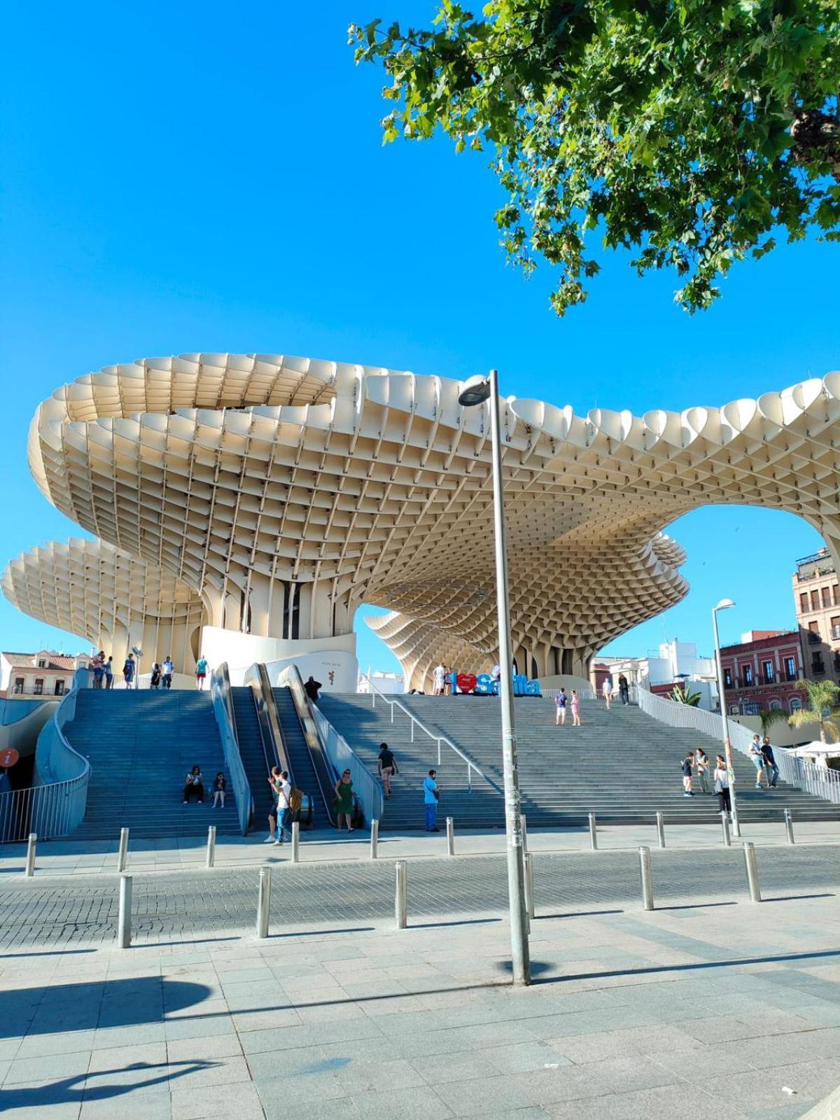 City Center Sevilla Севилья Экстерьер фото